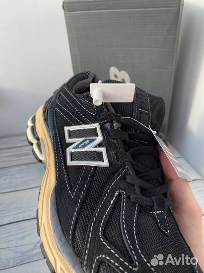 New balance 1906r