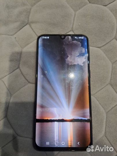 Samsung Galaxy A40, 4/64 ГБ