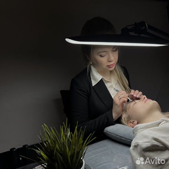 Обучение наращиванию ресниц