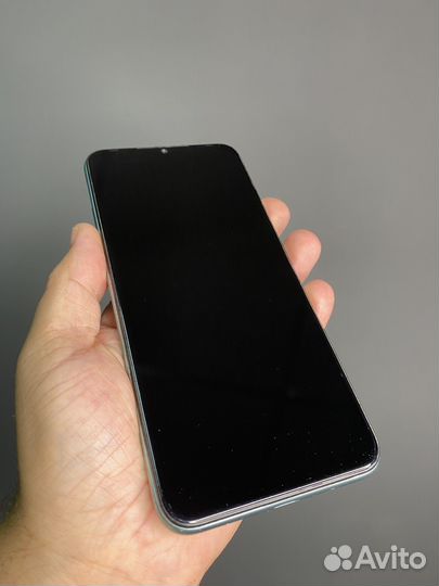 Телефон Tehno spark 7