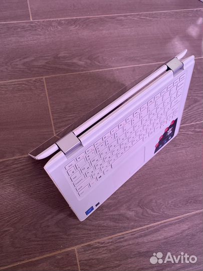 Ноутбук ноутбук lenovo yoga 300 11ibr