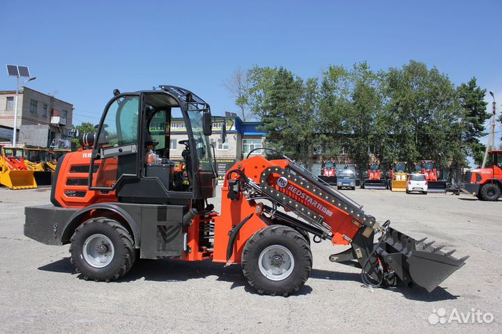 Телескопический погрузчик Redstar TL1500, 2023
