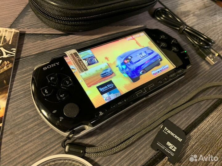 Sony PSP 3004 Piano Black 64gb 7500 игр (комплект)