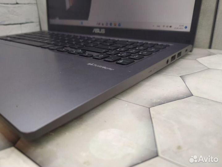 Ноутбук Asus A516JF-BQ37 на Intel Pentium CPU 6805