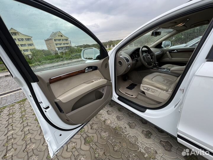 Audi Q7, 2010