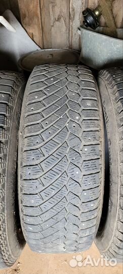 Continental ContiIceContact 4x4 215/65 R16