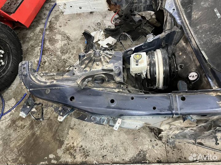 Лонжерон передний левый BMW 7-Series