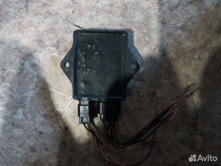 Коммутатор zzr400