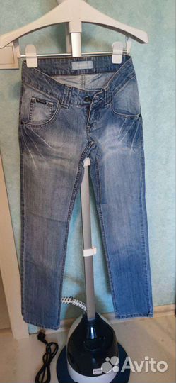 Джинсы