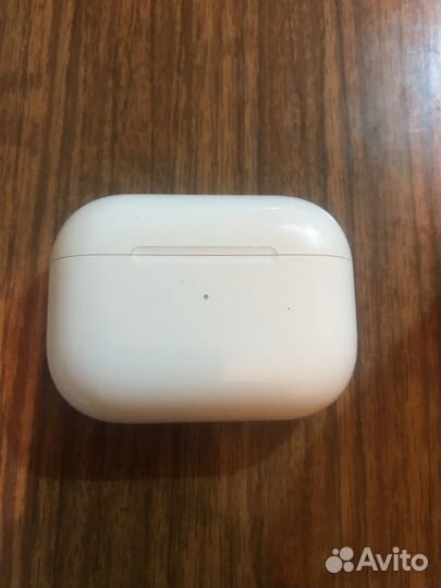 Кейс зарядный футляр apple airpods pro A2190