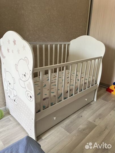 Детская кровать маятник + матрас