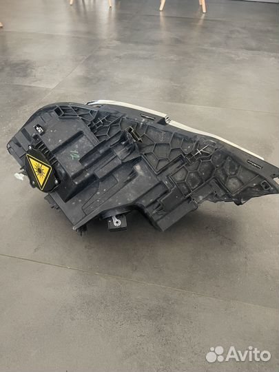 Фара передняя правая bmw320 2021 г g20