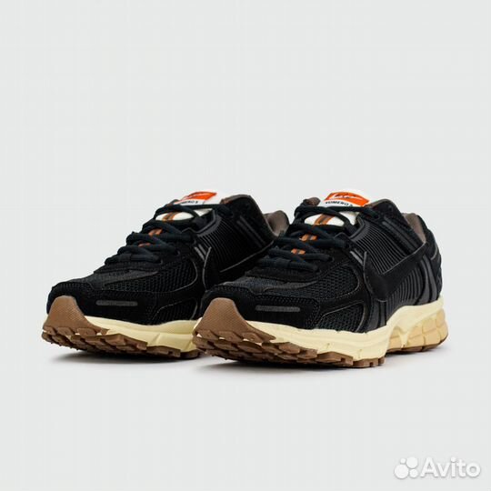 Кроссовки Nike Zoom Vomero 5