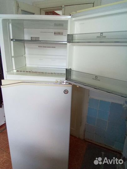 Холодильник