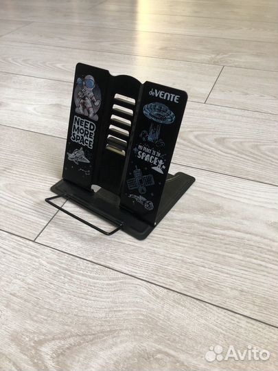 Подставка для учебников