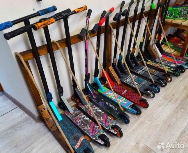 Трюковой самокат. Собран и настроен