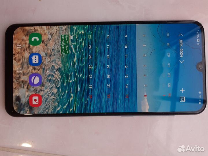Samsung Galaxy A50, 6/128 ГБ