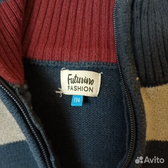 Свитер на мальчика 134