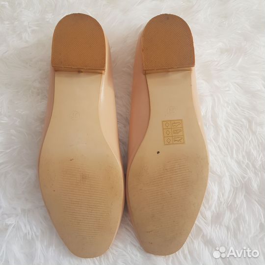 Туфли женские балетки из нат. кожи 39 р-р бежевые