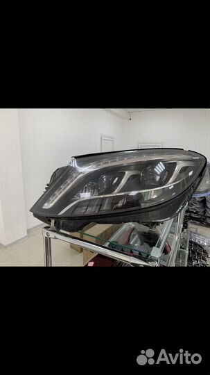 Фара на Mercedes-BenzW222