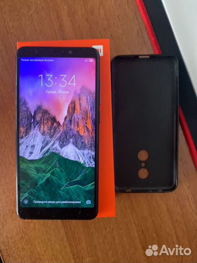 Xiaomi Redmi 5, 3/32 ГБ