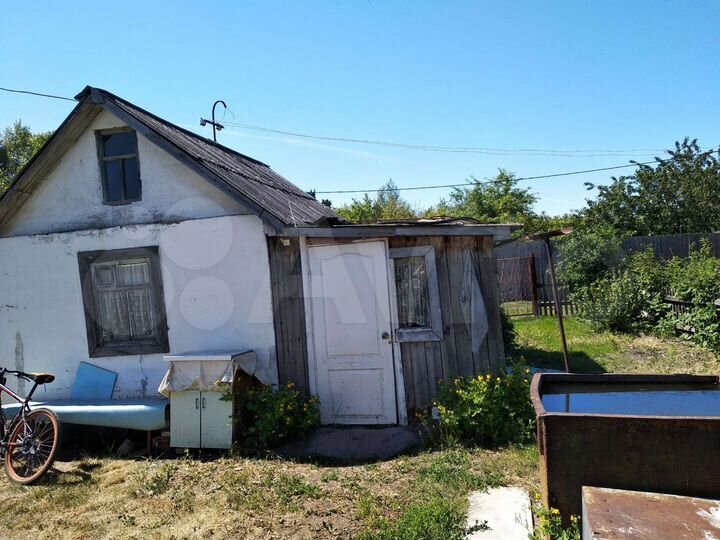 Дача 20 м² на участке 5,46 га