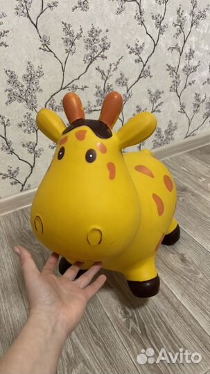Продаю детскую резиновую корову-прыгалку