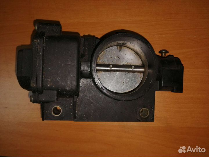 Заслонка дроссельная Рено Логан Симбол 1,4 1,6 б