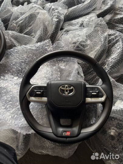 Руль на toyota land cruiser 200