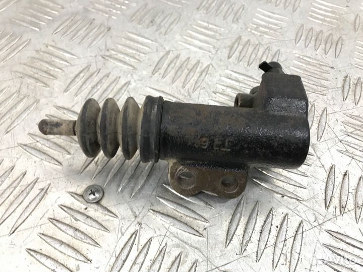 Б/У рабочий цилиндр сцепления Hyundai Solaris 1 RB