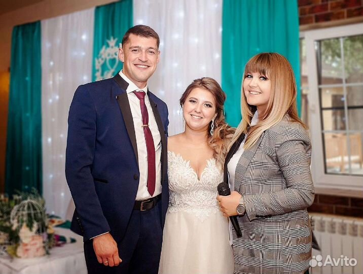 Ведущая на свадьбу. Музыкальное сопровождение. DJ