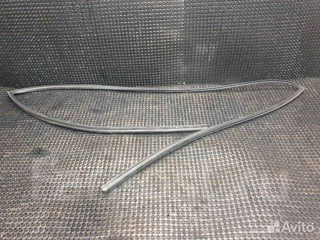 Молдинг лобового стекла Chevrolet Cruze