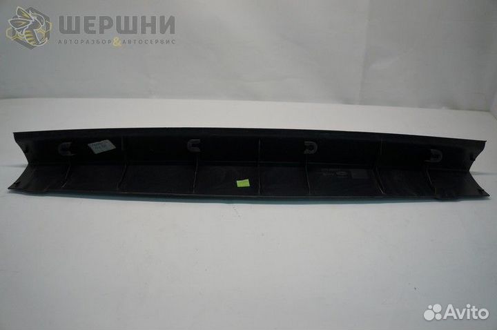 Панель отделки 5ой двери UP Dis 3 б/у (ERQ000091P