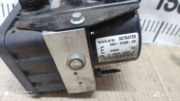 Блок абс Volvo C30 MK67 B5254T7 2008