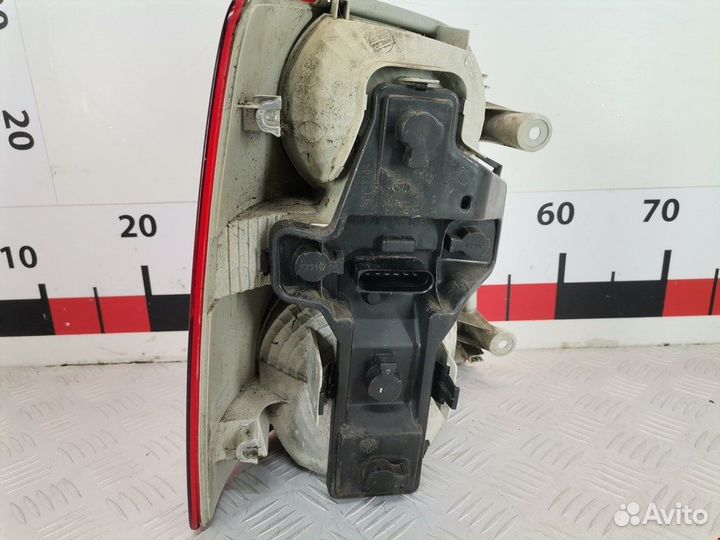Фонарь задний для Volkswagen Touran 1 1T0945096G