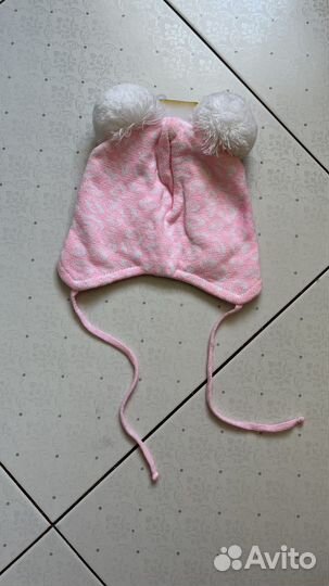 Новая шапка весенняя демисезонная для девочки