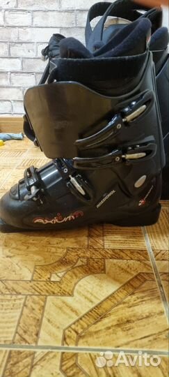 Горнолыжные ботинки