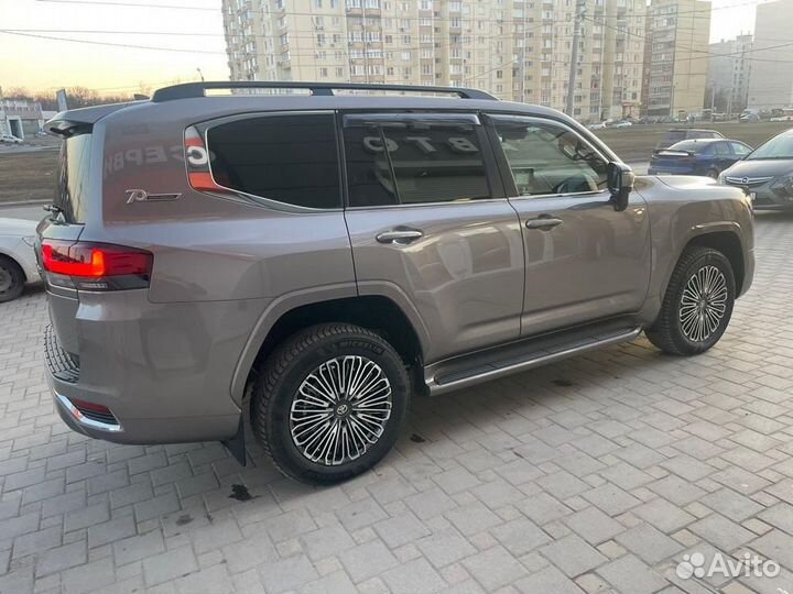 Toyota Land Cruiser 3.5 AT, 2021, 850 км