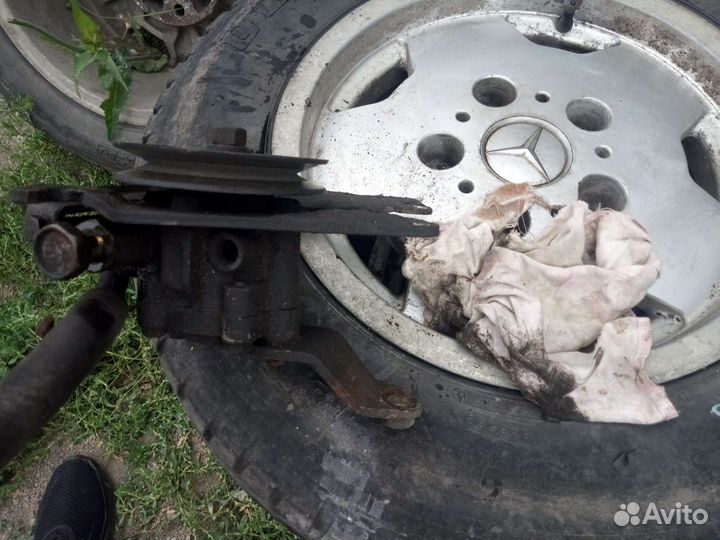 Гур Infiniti QX4 Nissan Terrano /Pathfinder