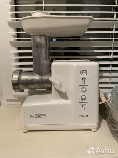 Мясорубка электрическая