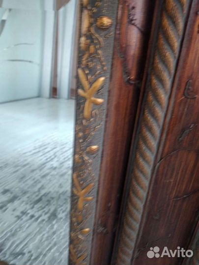 Зеркало Италия