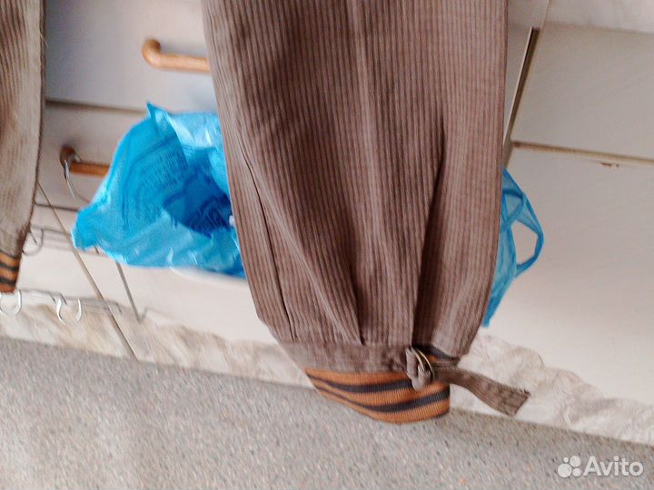 Брюки молодежные широкие внизу на резинки