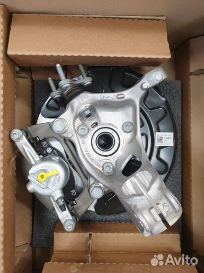 Кулак поворотныйнов в сборе Volkswagen Audi Skoda