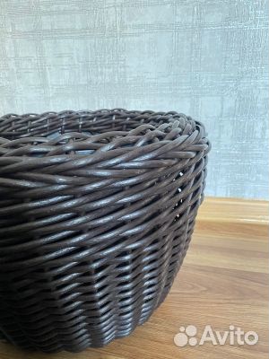 Кашпо из искусственного ротанга