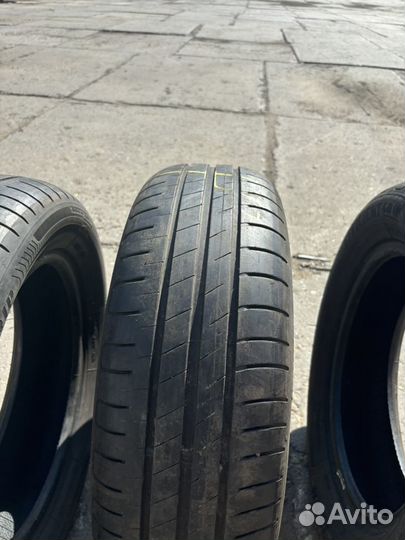 Goodyear EfficientGrip Performance 185/65 R15