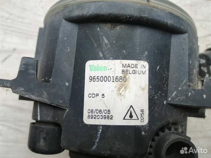 Фара противотуманная левая Ситроен С4 Пежо 307 2