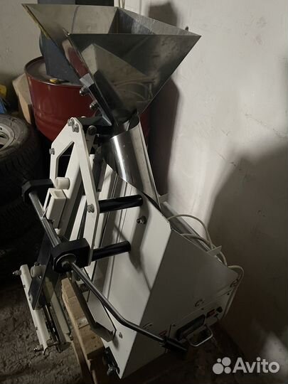 Машина упаковочная рт-ум-01