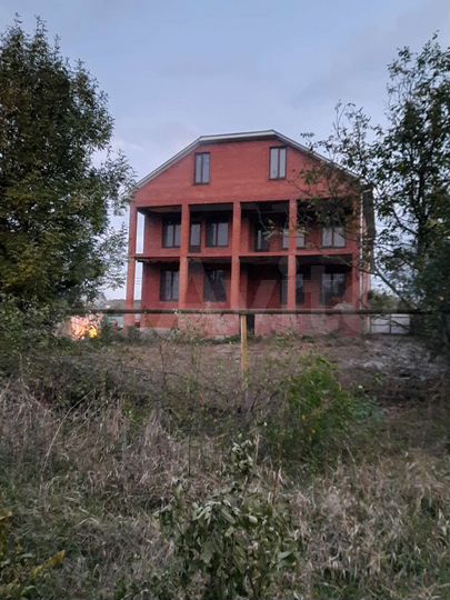 Дом 500 м² на участке 27 сот.