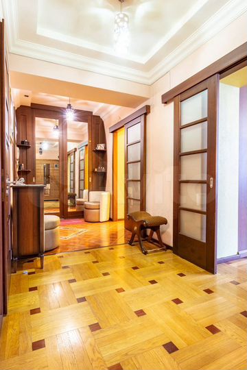 3-к. квартира, 110 м², 7/11 эт.