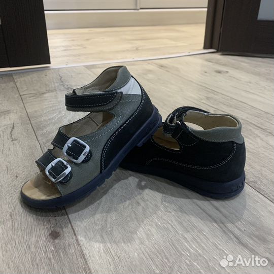 Сандали totto